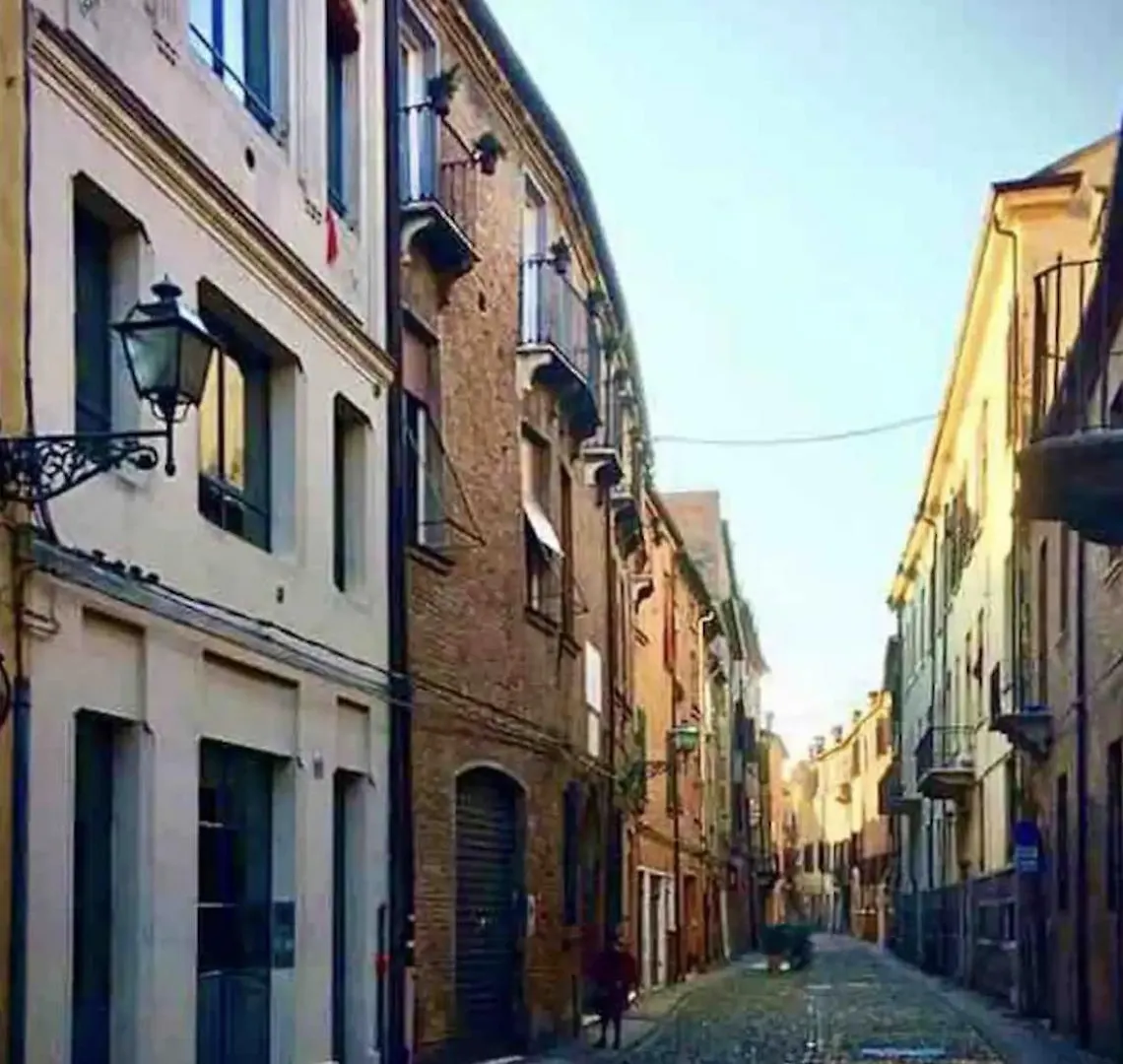 Ferrara Centro Apartment 0*,